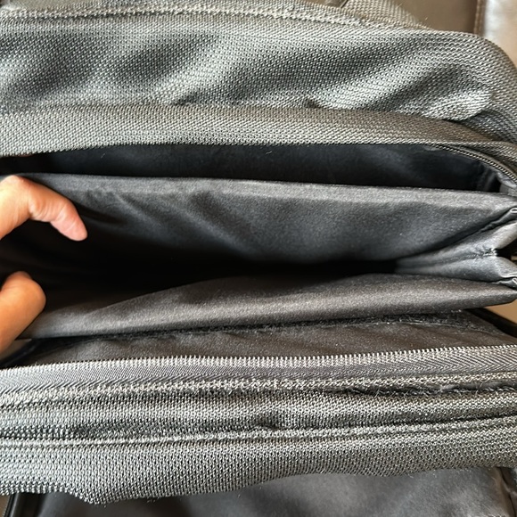 Tumi tech backpack for lap top. - Picture 8 of 9